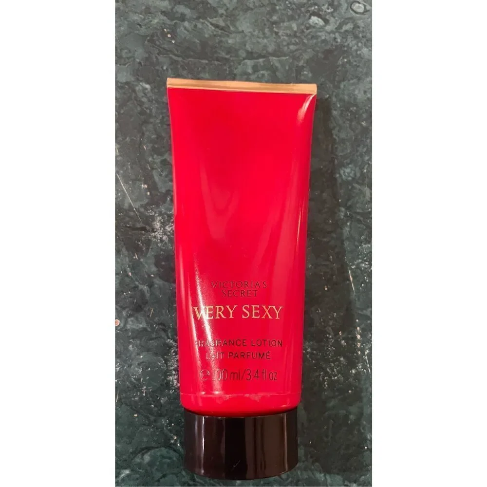 New Victoria’s Secret Very Sexy 2 piece Set Body Lotion and Travel Rollerball